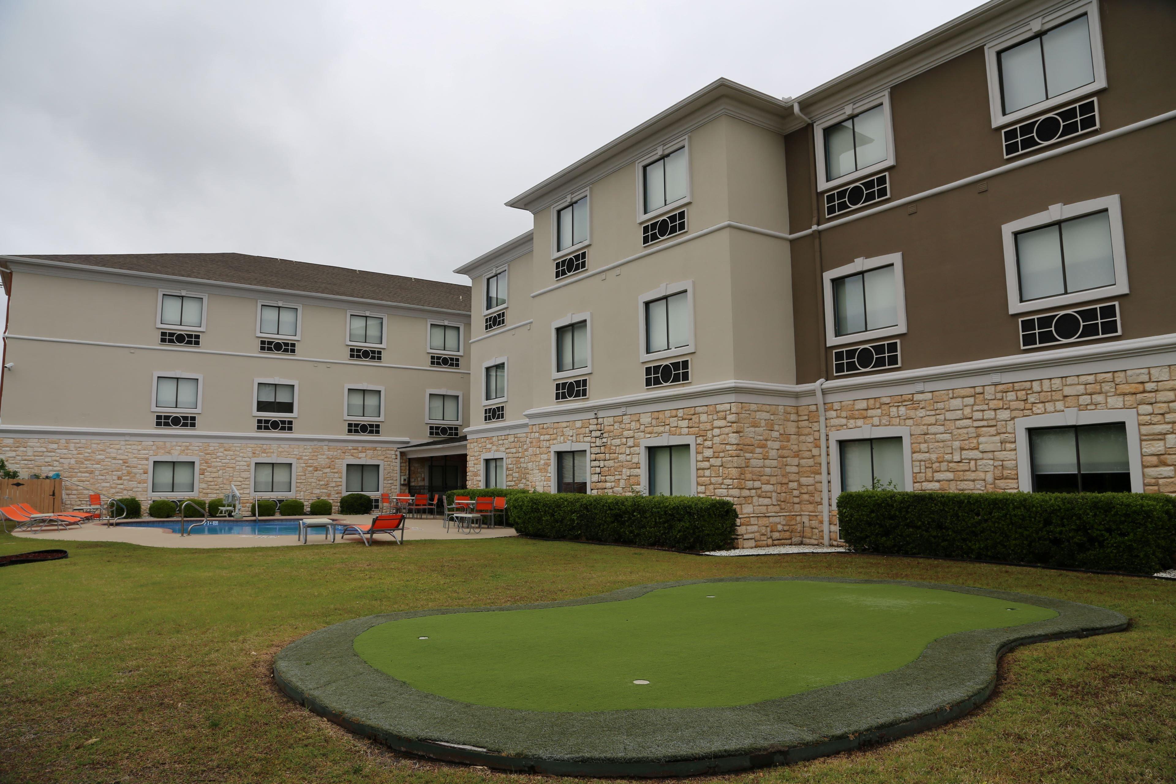 Holiday Inn Express Hotel & Suites Greenville By Ihg Exterior foto