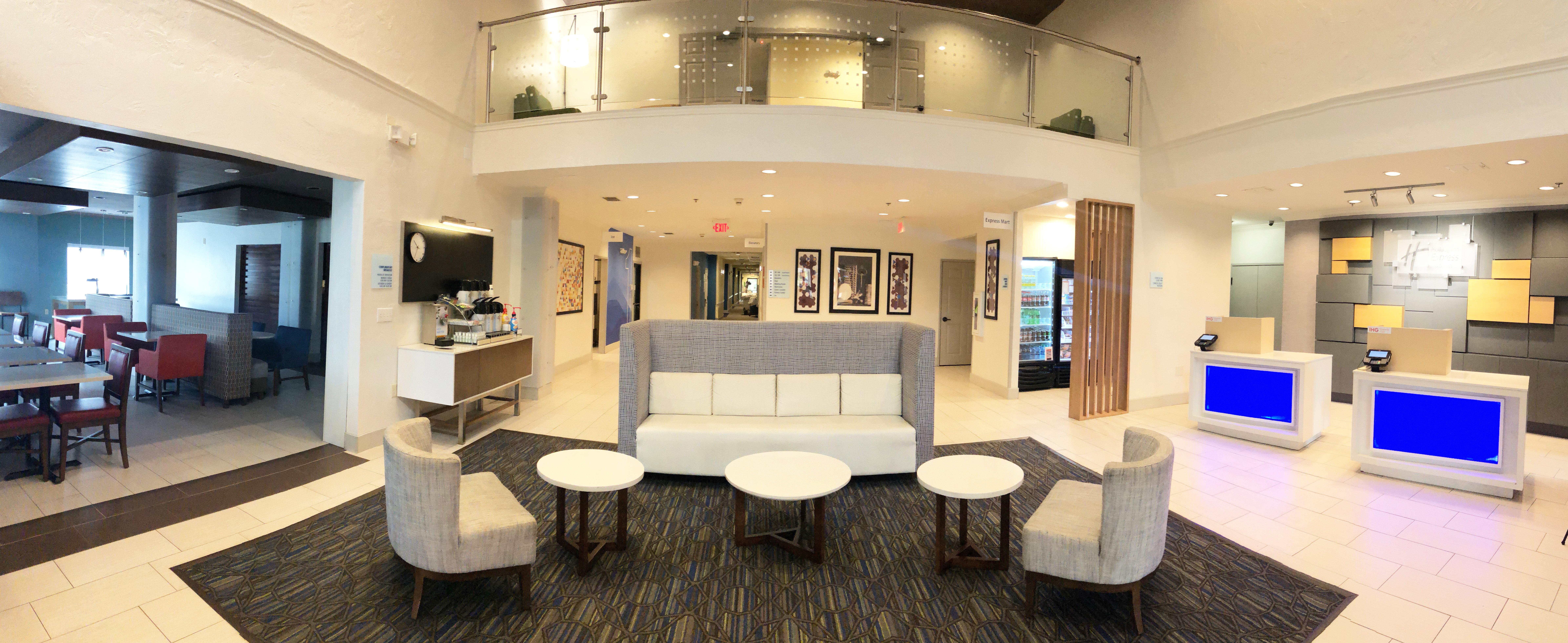 Holiday Inn Express Hotel & Suites Greenville By Ihg Exterior foto