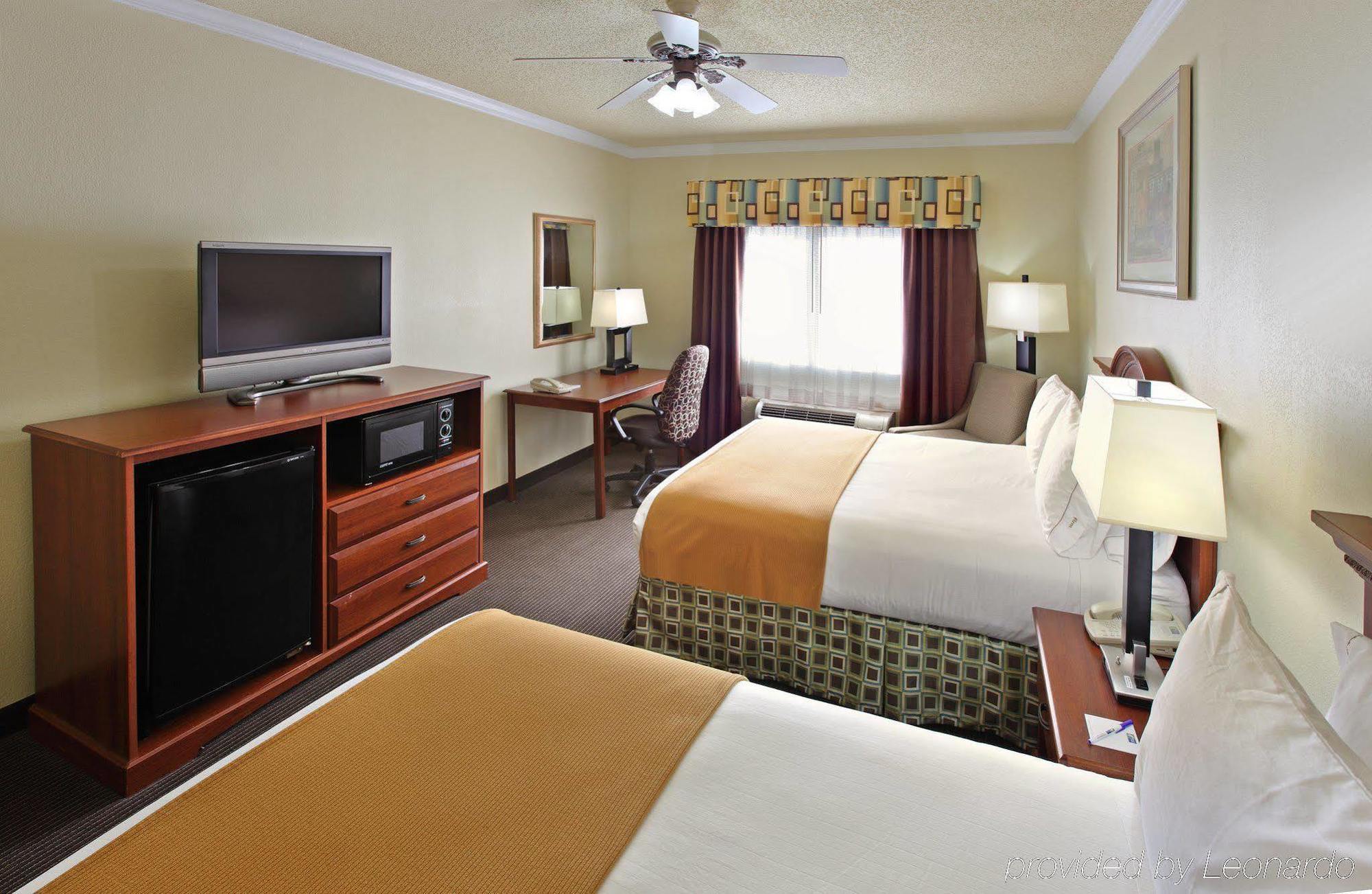 Holiday Inn Express Hotel & Suites Greenville By Ihg Cameră foto