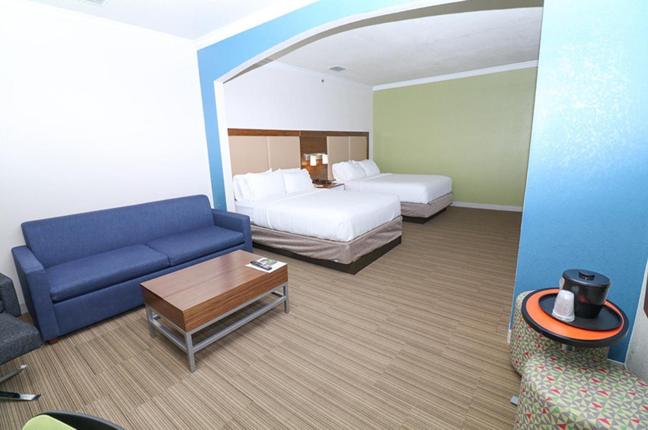 Holiday Inn Express Hotel & Suites Greenville By Ihg Exterior foto