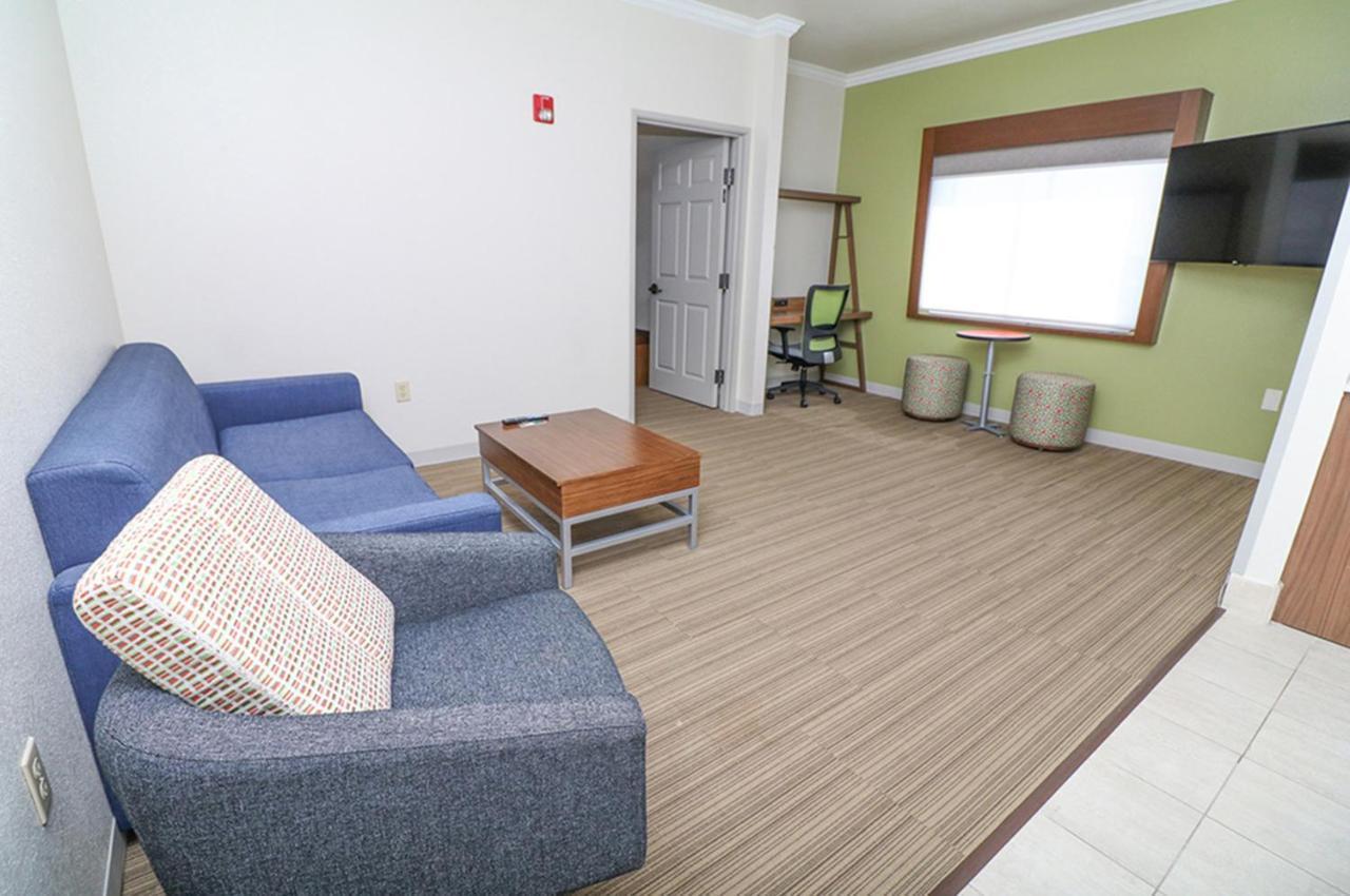 Holiday Inn Express Hotel & Suites Greenville By Ihg Exterior foto